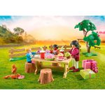 Playmobil---Festa-de-Aniversario-na-Fazenda-com-Ponei---70977---Sunny--3