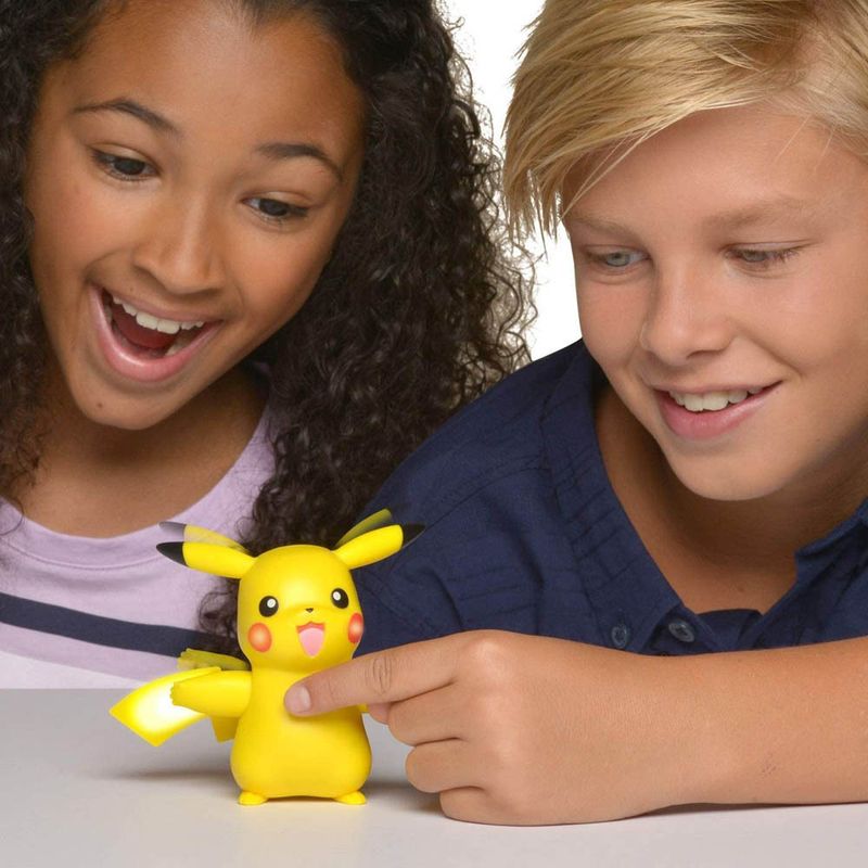 Meu-Parceiro-Pokemon-Com-Luz-e-Som---Pokemon---Pikachu---Sunny-6