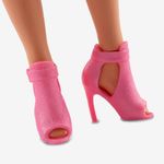 Boneca-Articulada---Barbie---Signature---Looks-Vestido-Rosa---Mattel-6