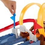 Pista-Hot-Wheels---Mario-Kart---Track-Castelo-do-Caos-de-Bow-Vermelho---GNM22---Mattel-2