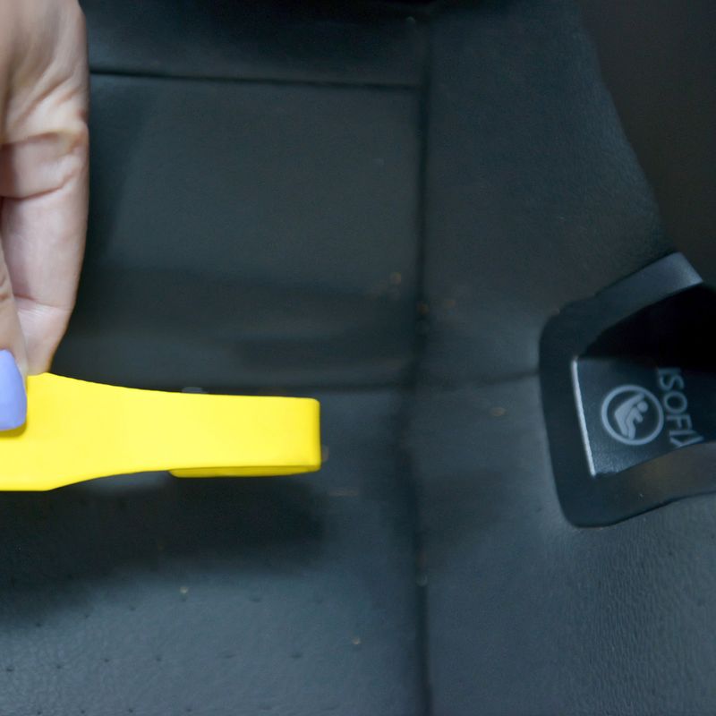 Assento-Elevatorio-Para-Carro---Protege---Fix-Grafite---de-15-a-36Kg---Burigotto-6