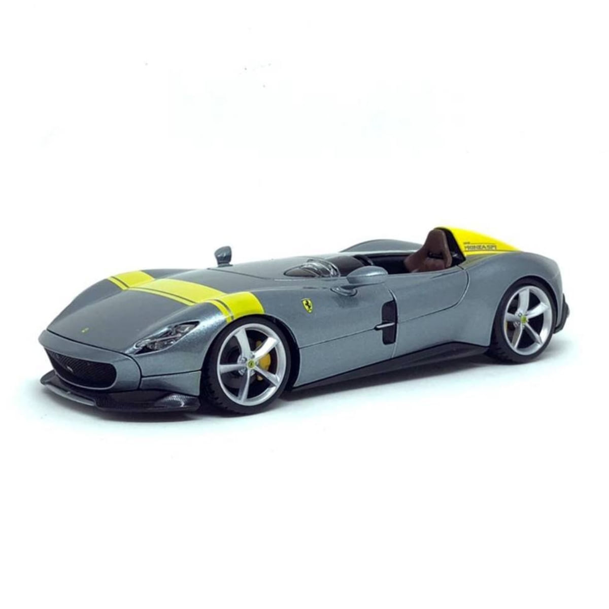 自動車 BBR 1/18 Ferrari Monza SP1 l grey Miniatura Carro Ferrari Monza SP1 Race e Play Cinza 1/24 Burago