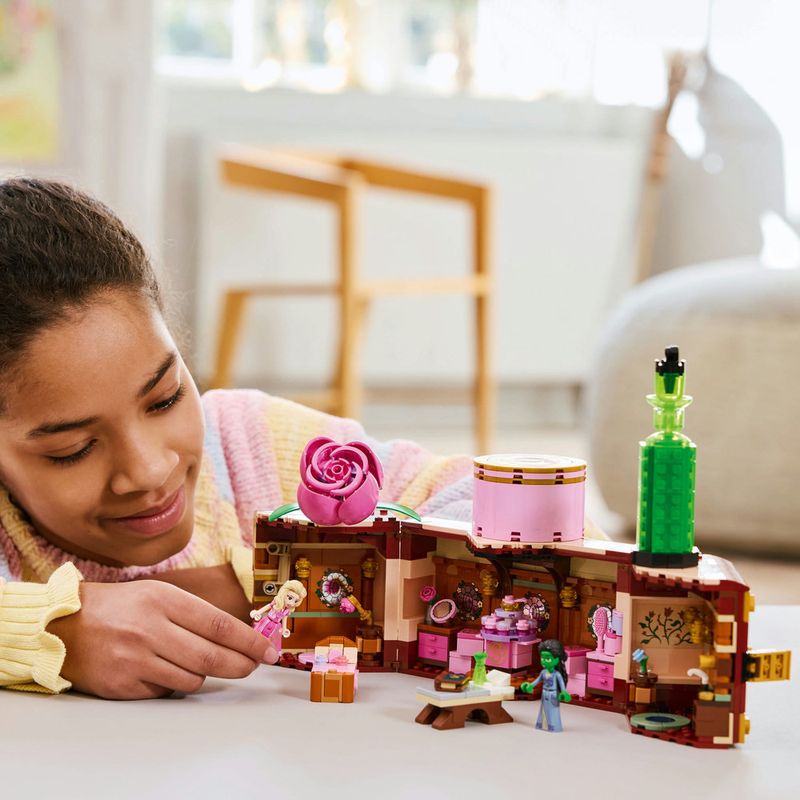 LEGO---Wicked---Dormitorio-de-Glinda-e-Elphaba---75683-8
