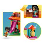 LEGO---Disney-Classic---Minicasa-de-Encanto---43261-10