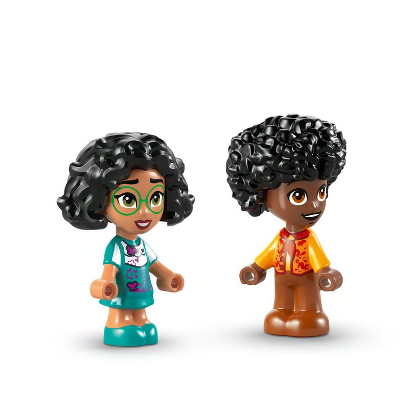 LEGO---Disney-Classic---Minicasa-de-Encanto---43261-11