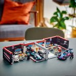 LEGO---City-Formula-1---Garagem-de-F1-e-Carros-da-Mercedes-AMG-e-Alpine---60444-4