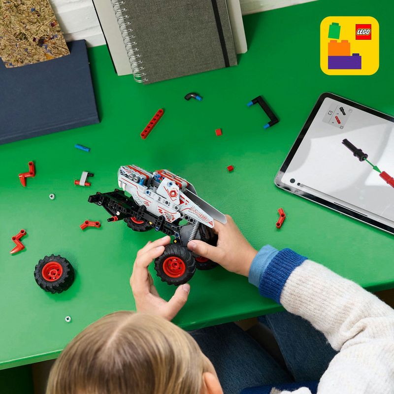 LEGO---Technic---Monster-Jam-ThunderROARus-de-Puxar---42200-11