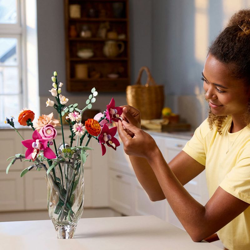 LEGO---Botanicals---Lindo-Buque-de-Flores-Rosas---10342-5