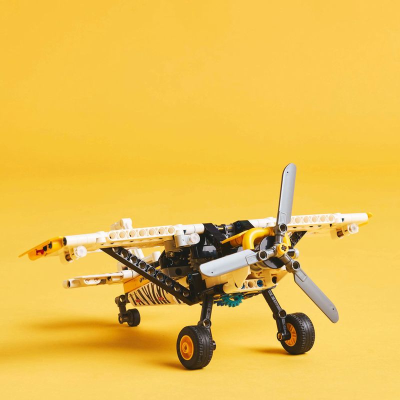 LEGO---Technic---Bush-Plane---42198-4