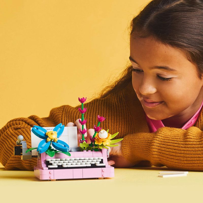 LEGO---Creator---Maquina-de-Escrever-com-Flores---31169-11