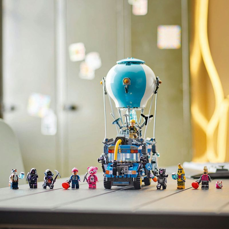 LEGO---Fortnite---Onibus-de-Batalha---77073-10