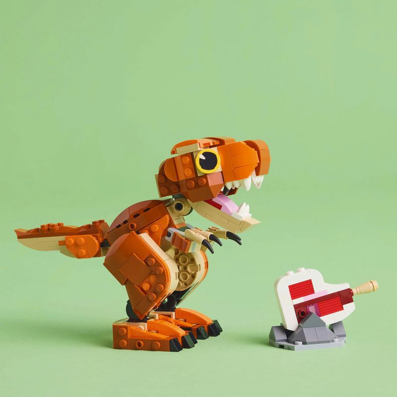 LEGO---Jurassic-World---Comilinha--T-rex---76967-4