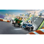 LEGO---City-Great-Vehicles---Pack-de-Carros-de-Corrida-Aviao-vs-Leito-de-Hospital---60459-12