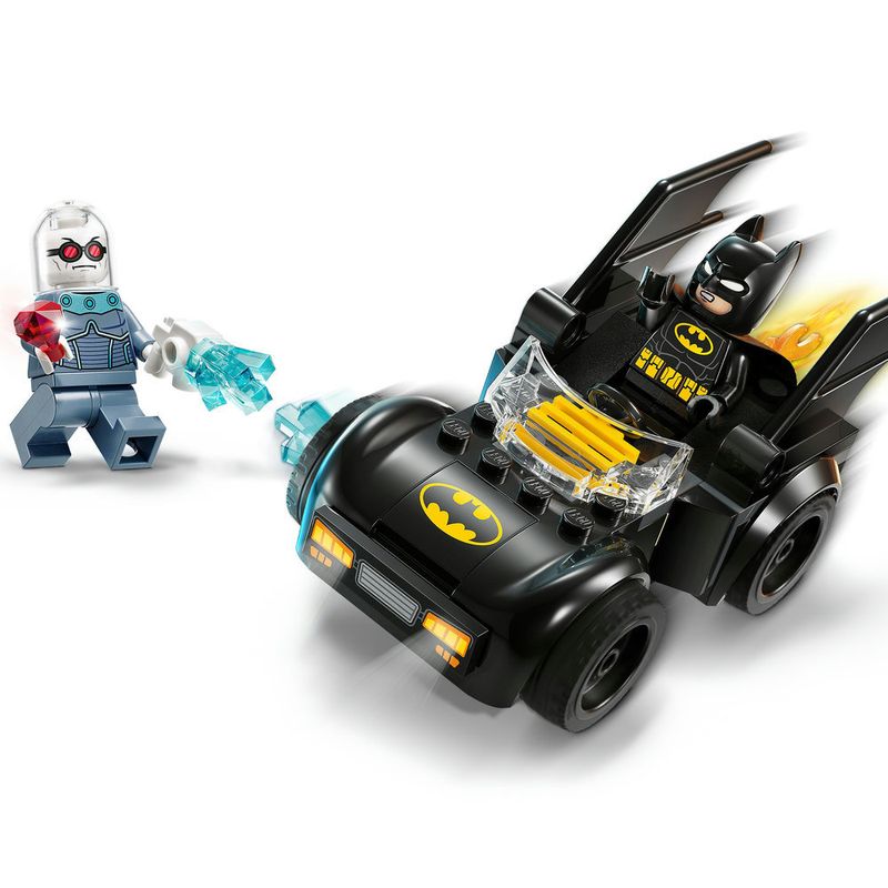 LEGO---Super-Heroes-DC---Batman-e-Batmovel-vs-Sr-Frio---76301-10