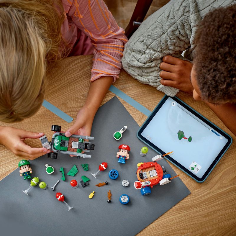LEGO---Super-Mario---Mario-KartT---Mario-Bebe-contra-Luigi-Bebe---72034-3