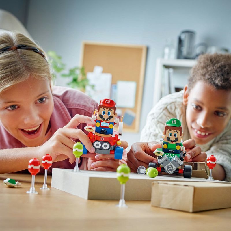 LEGO---Super-Mario---Mario-KartT---Mario-Bebe-contra-Luigi-Bebe---72034-5