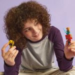 LEGO---Minecraft---A-Batalha-de-Lava-no-Nether---21266-10