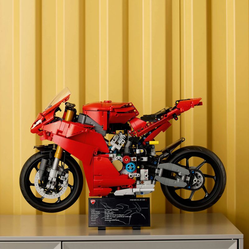 LEGO---Technic---Motocicleta-Ducati-Panigale-V4-S---42202-4