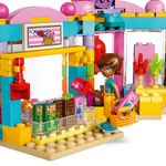 LEGO---LEGO-Friends---Loja-de-Doces-de-Heartlake-City---42649-8