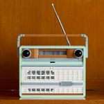 LEGO---Icons---Radio-Retro---10334-4