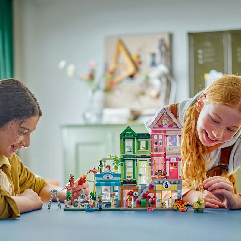 LEGO---LEGO-Friends---Apartamentos-e-Lojas-de-Heartlake-City---42670-5