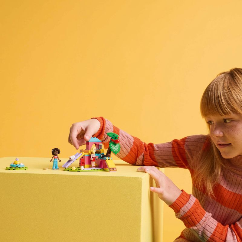 LEGO---LEGO-Friends---Playground-dos-Porquinhos-da-India---42640-5