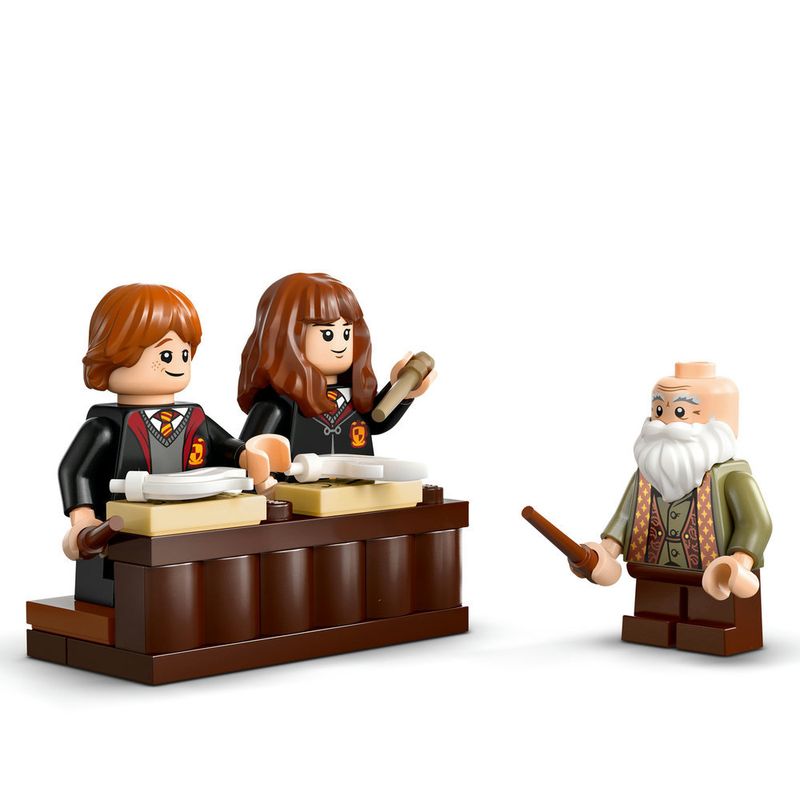 LEGO---Harry-Potter---Castelo-de-Hogwarts--Aula-de-Feiticos---76442-7