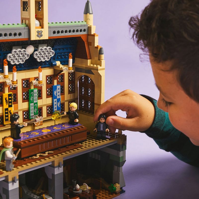 LEGO---Harry-Potter---Castelo-de-Hogwarts--Clube-dos-Duelos---76441-10