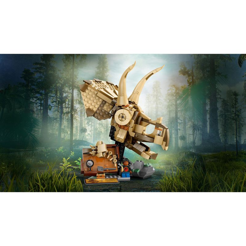 LEGO---Jurassic-World---Fosseis-de-Dinossauros--Caveira-de-Triceratops---76969-12