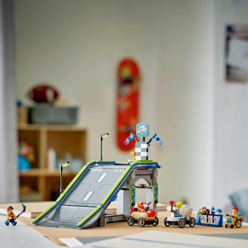 LEGO---City-Great-Vehicles---Sem-Limites--Pista-de-Rampa-para-Carros-de-Corrida---60460-4