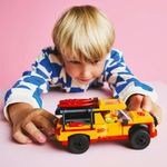 LEGO---City-Great-Vehicles---Utilitario-Salva-vidas-de-Resgate-na-Praia---60453-11