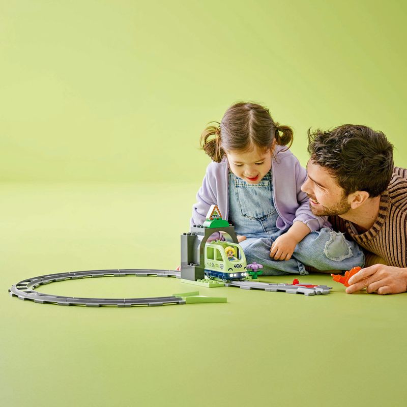 LEGO---DUPLO-Town---Pacote-de-Expansao-de-Tunel-e-Trilhos-de-Trem---10425-5