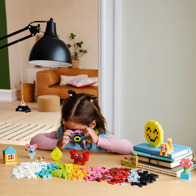 LEGO---LEGO-Classic---Caixa-Criativa-Feliz---11042-5