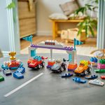 LEGO---DUPLO-Town---Carros-e-Motoristas-das-Equipes-de-Corrida-de-F1---10445-7