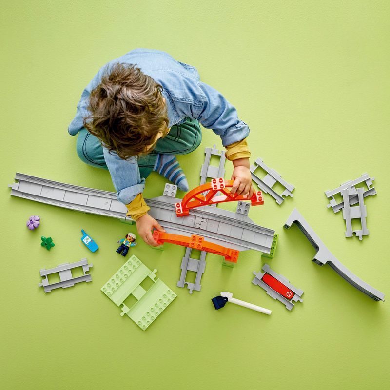 LEGO---DUPLO-Town---Pacote-de-Expansao-de-Ponte-e-Trilhos-de-Trem---10426-3