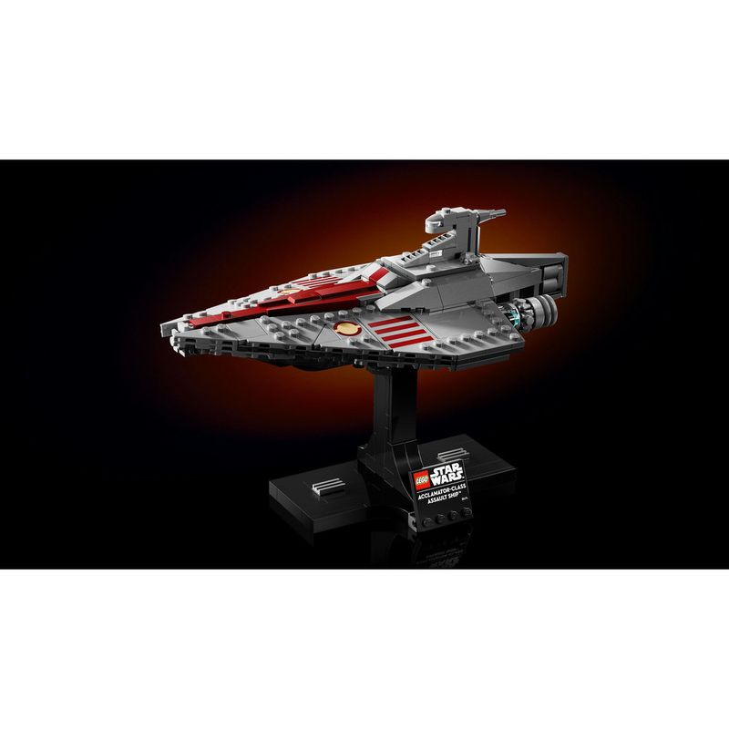 LEGO---Star-Wars-TM---Nave-de-Assalto-classe-Acclamator---75404-12