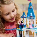 LEGO---Disney-Princess---Castelo-e-Carruagem-a-cavalo-da-Cinderela---43275-8