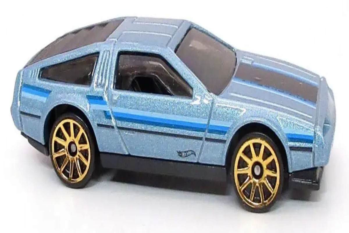Hot Wheels The 80's - DMC Delorean - PBKIDS Brinquedos