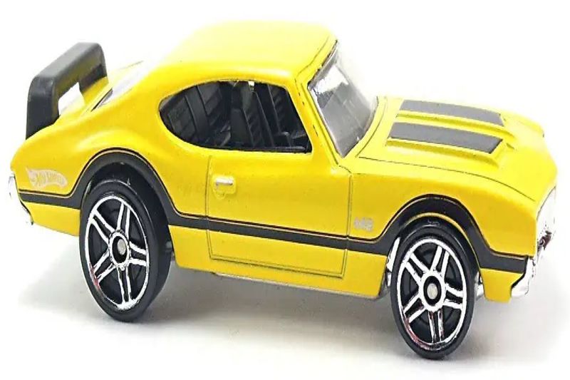 Hot Wheels Hot Auction - Olds 442 - Ri Happy