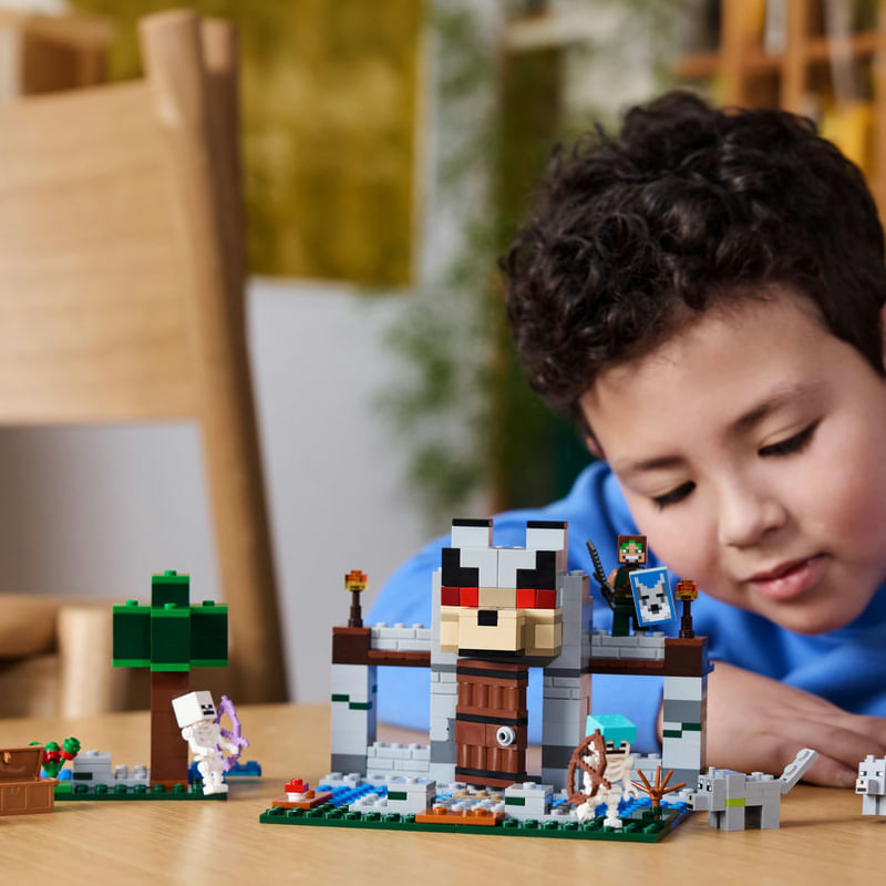 LEGO---Minecraft---A-Fortaleza-dos-Lobos---21261-7