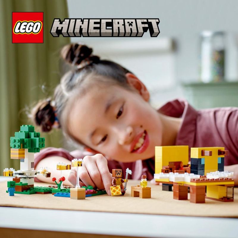 LEGO---Minecraft---Casa-de-Campo-da-Abelha---21241-2