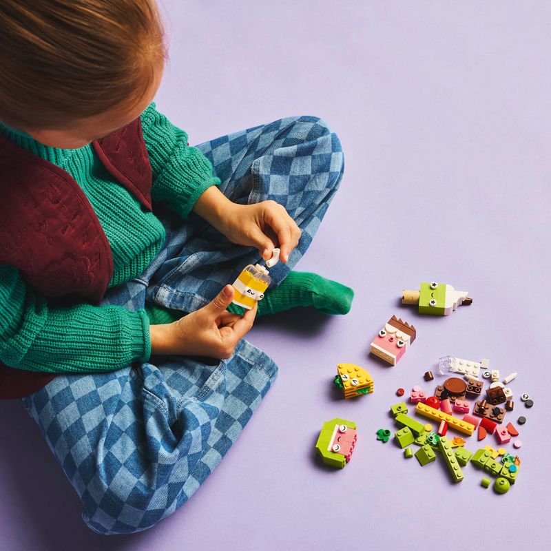 LEGO---LEGO-Classic---Amigos-Criativos-da-Comida---11039-3