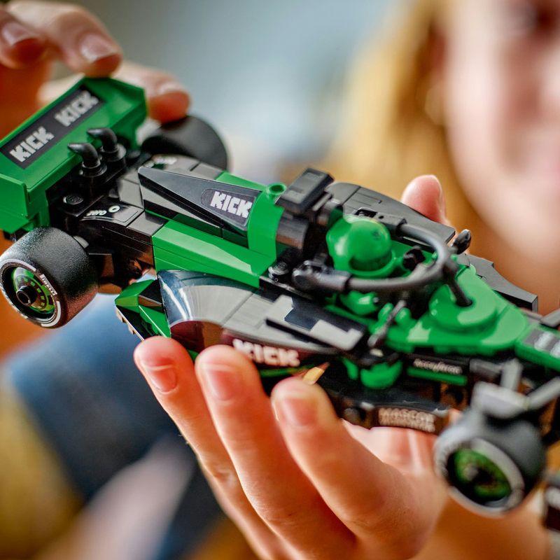 LEGO---Speed-Champions---Carro-de-Corrida-KICK-Sauber-F1-Team-C44---77247-10
