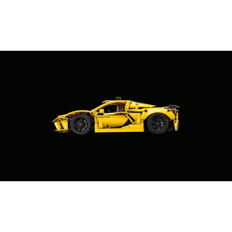 LEGO---Technic---Chevrolet-Corvette-Stingray---42205-14