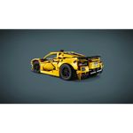 LEGO---Technic---Chevrolet-Corvette-Stingray---42205-16
