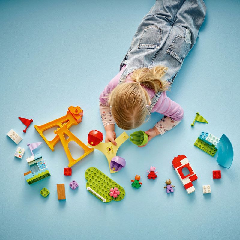 LEGO---DUPLO-Peppa-Pig---Feira-de-Diversoes---10453-2