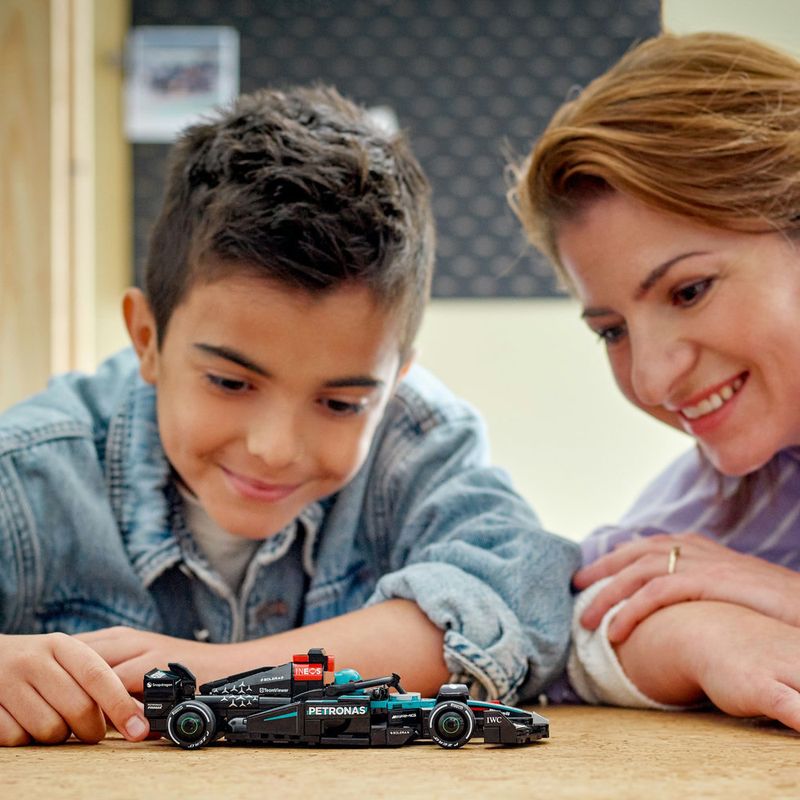 LEGO---Speed-Champions---Carro-de-Corrida-Mercedes-AMG-F1-W15---77244-5
