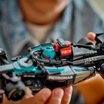 LEGO---Speed-Champions---Carro-de-Corrida-Mercedes-AMG-F1-W15---77244-10