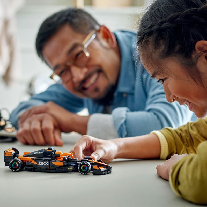 LEGO---Speed-Champions---Carro-de-Corrida-McLaren-F1-Team-MCL38---77251-5
