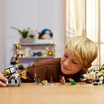 LEGO---Horizon---Aloy-e-Varl-vs-Carapaca-e-Dente-Serrado---77037-11